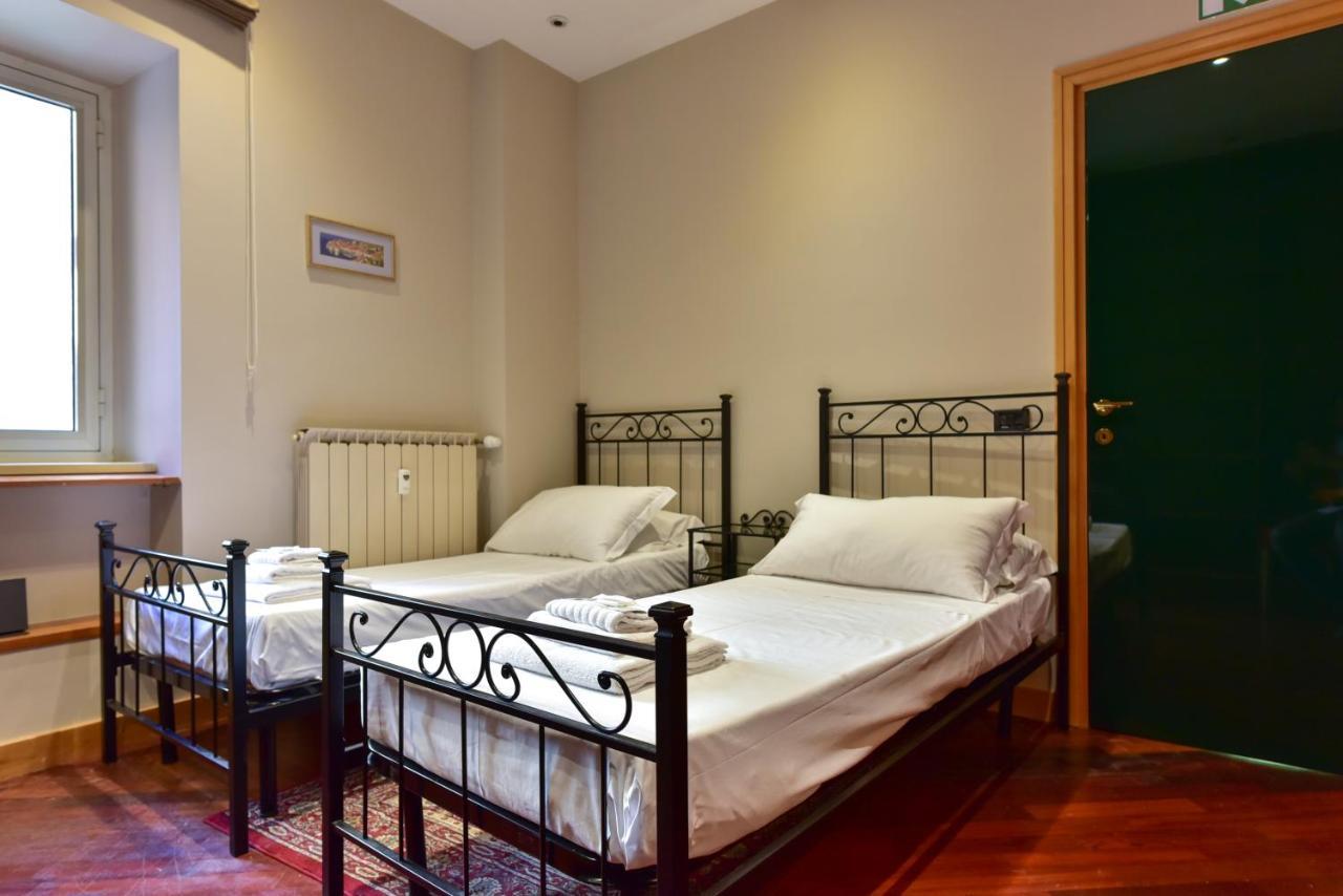 Elegant & Cozy Apartment In The Heart Of Рим Екстериор снимка